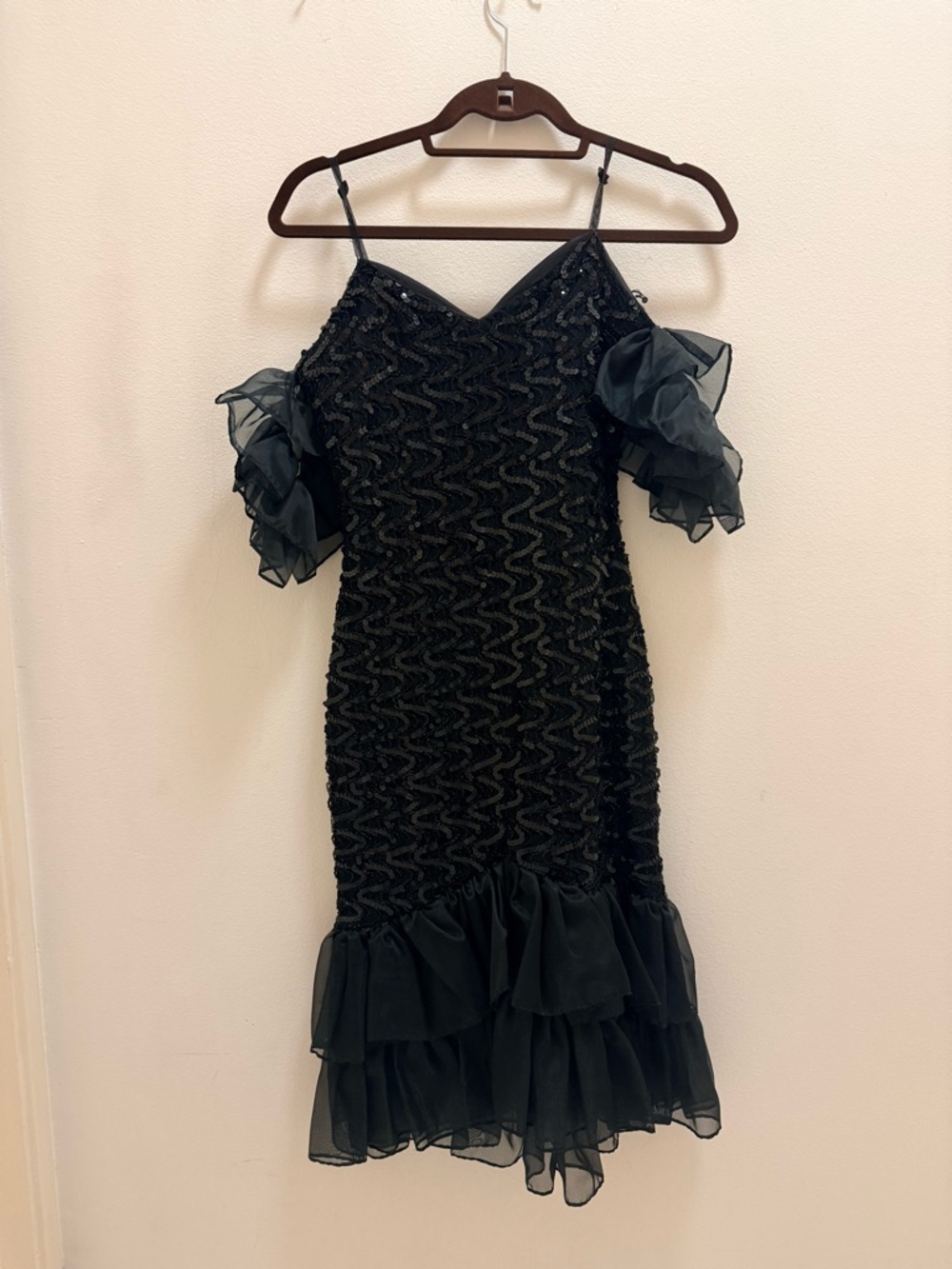 VINTAGE Rampage Black Sequin Cold-Shoulder Ruffle Dress